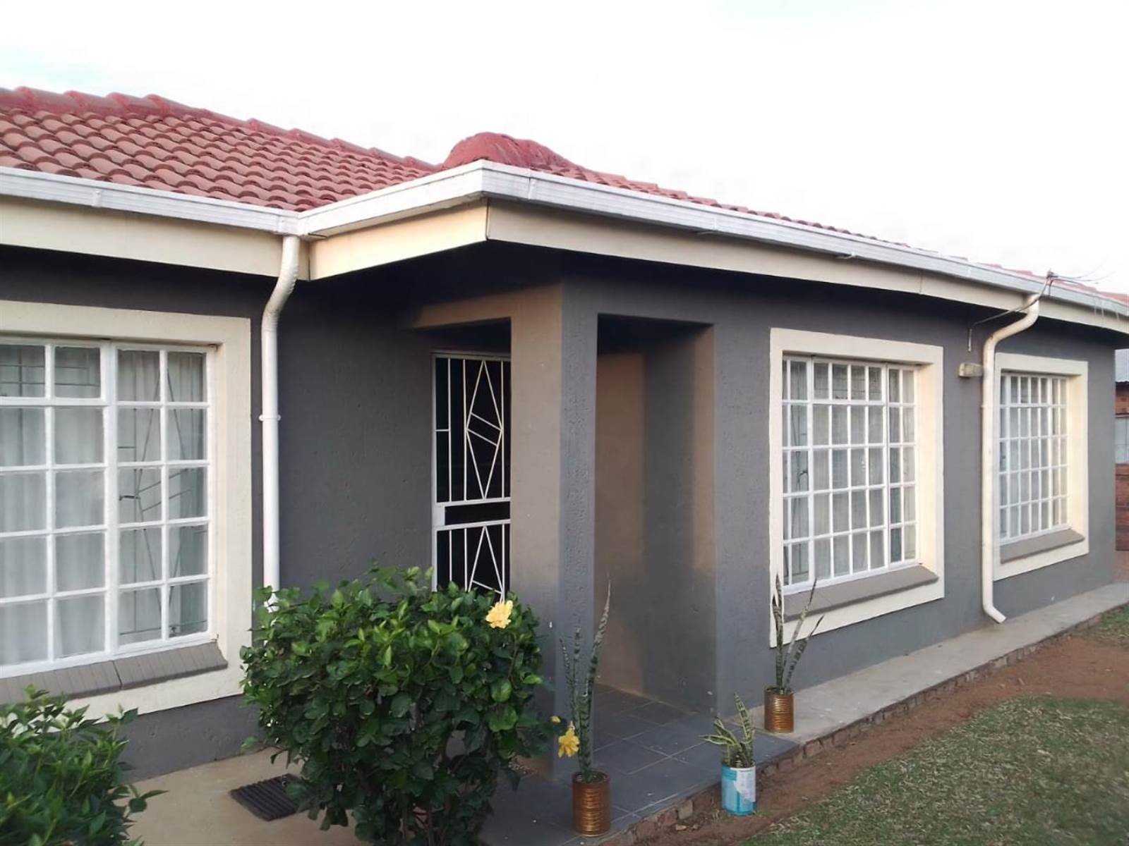 3 Bed House in Lethlabile photo number 14