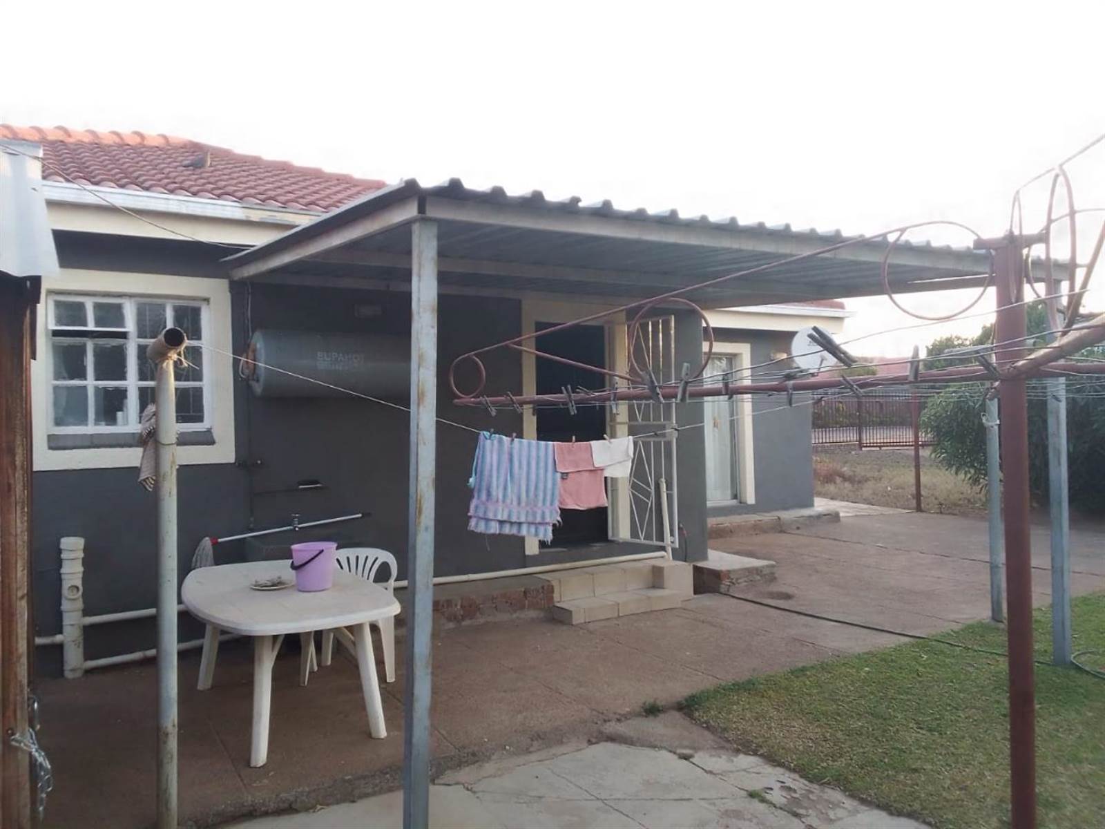 3 Bed House in Lethlabile photo number 11