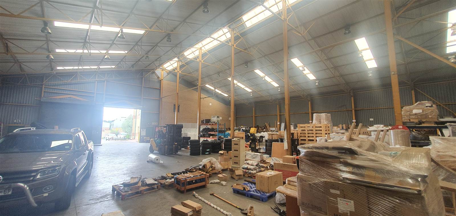 1350  m² Industrial space in Edenvale photo number 3