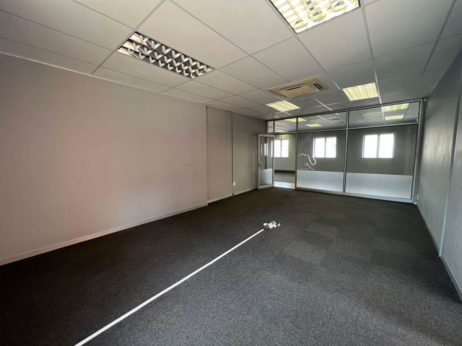 426  m² Commercial space in Ruimsig photo number 27