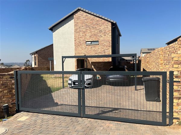 3 Bedroom House 3 Bedroom House