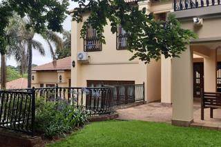 5 Bed House in Waterkloof photo number 11