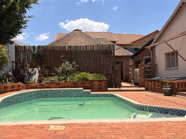 3 Bedroom House 3 Bedroom House
