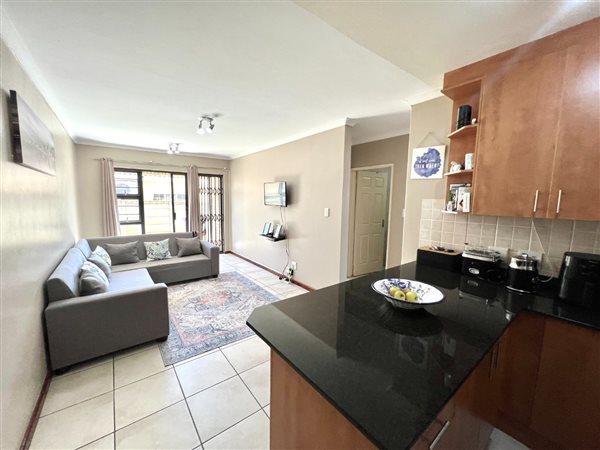 2 Bed Townhouse in Linton Grange
