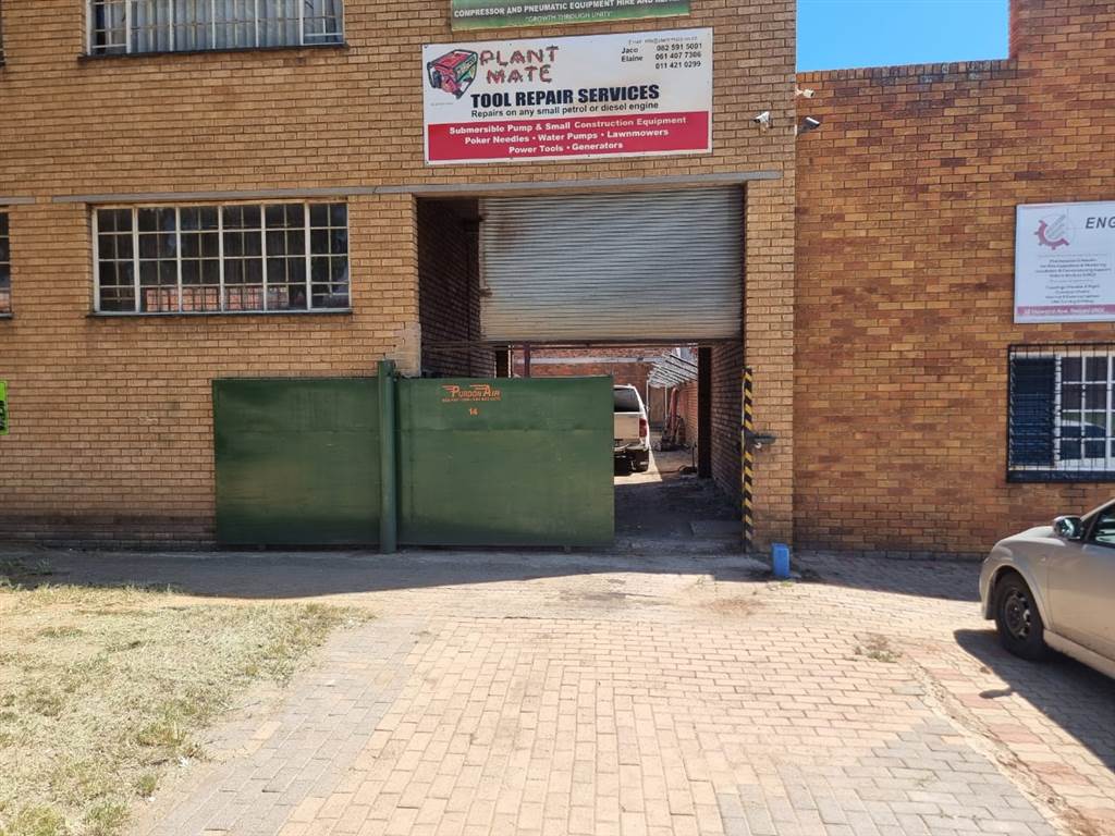 500  m² Commercial space in Benoni Central photo number 2