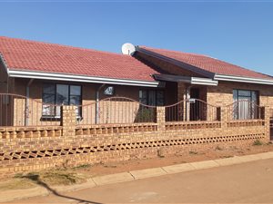 3 Bed House in Orange Farm