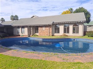 4 Bed House in Brakpan North
