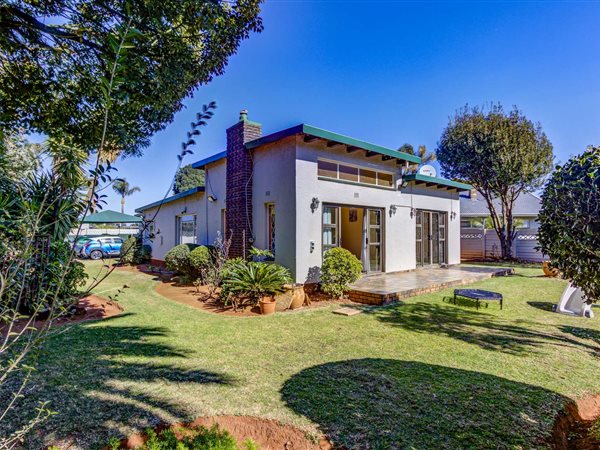 3 Bedroom House 3 Bedroom House