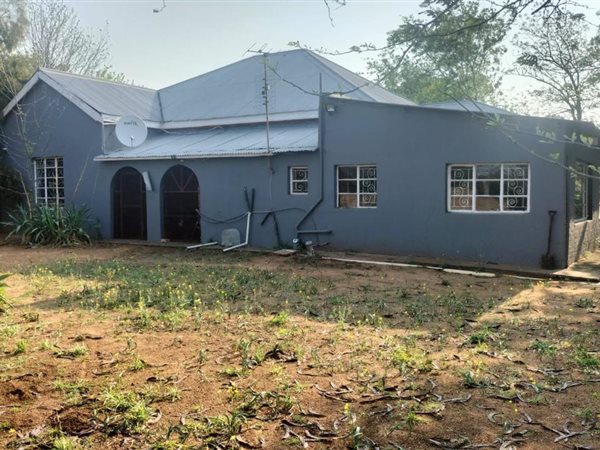 4.1 ha Smallholding 4.1 ha Smallholding