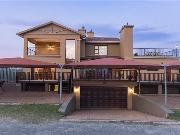 9 Bed House in Port Alfred
