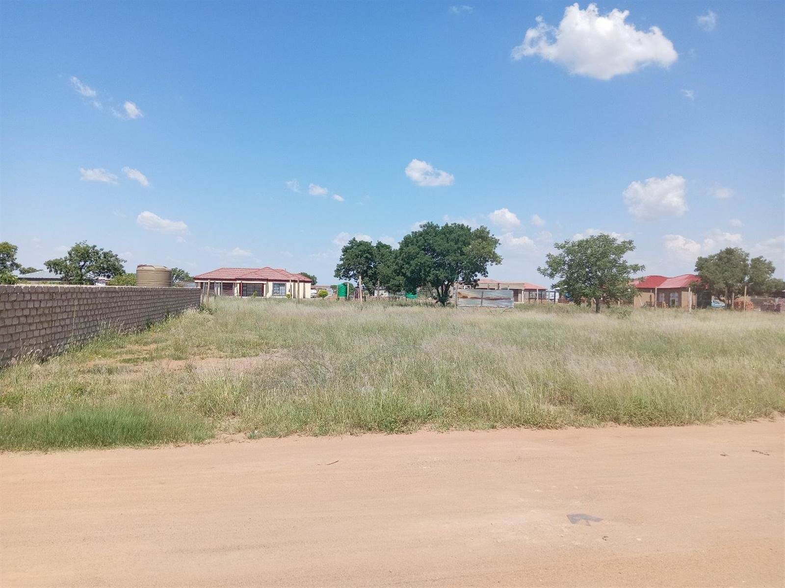 1600 m² Land available in Hammanskraal photo number 1