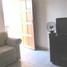 2 Bed Apartment in Radiokop photo number 12