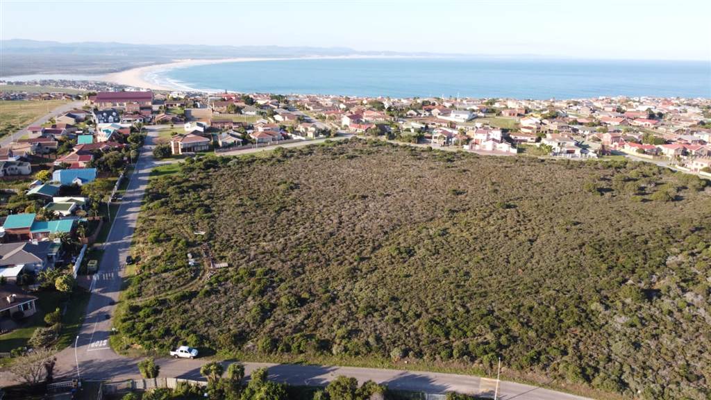 636 m² Land available in Wavecrest photo number 5