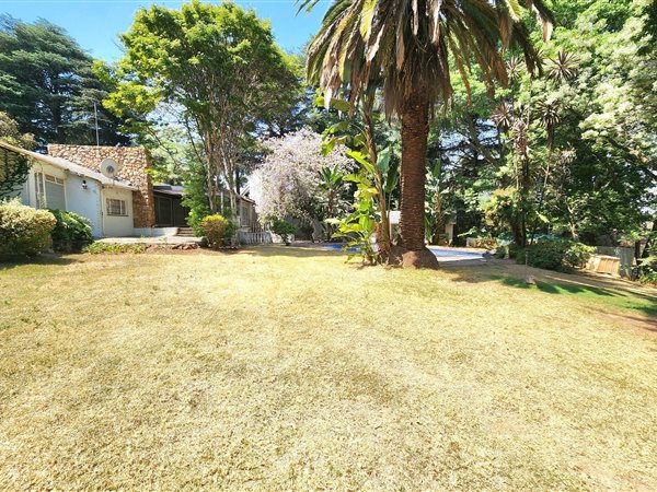 3881 m² Land available in Bryanston
