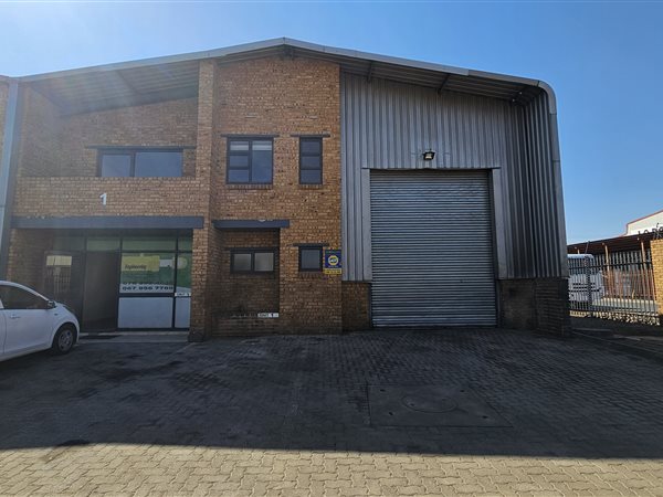 349  m² Industrial space