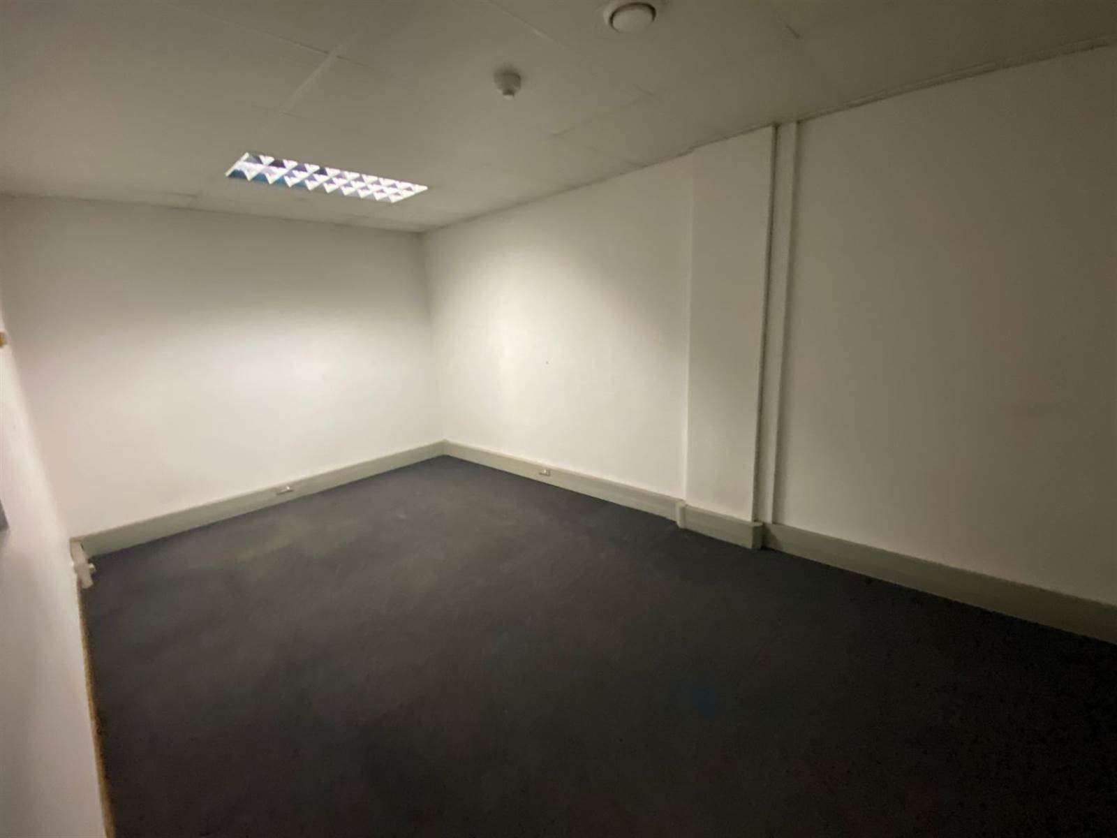 3950  m² Commercial space in Pinetown Central photo number 8