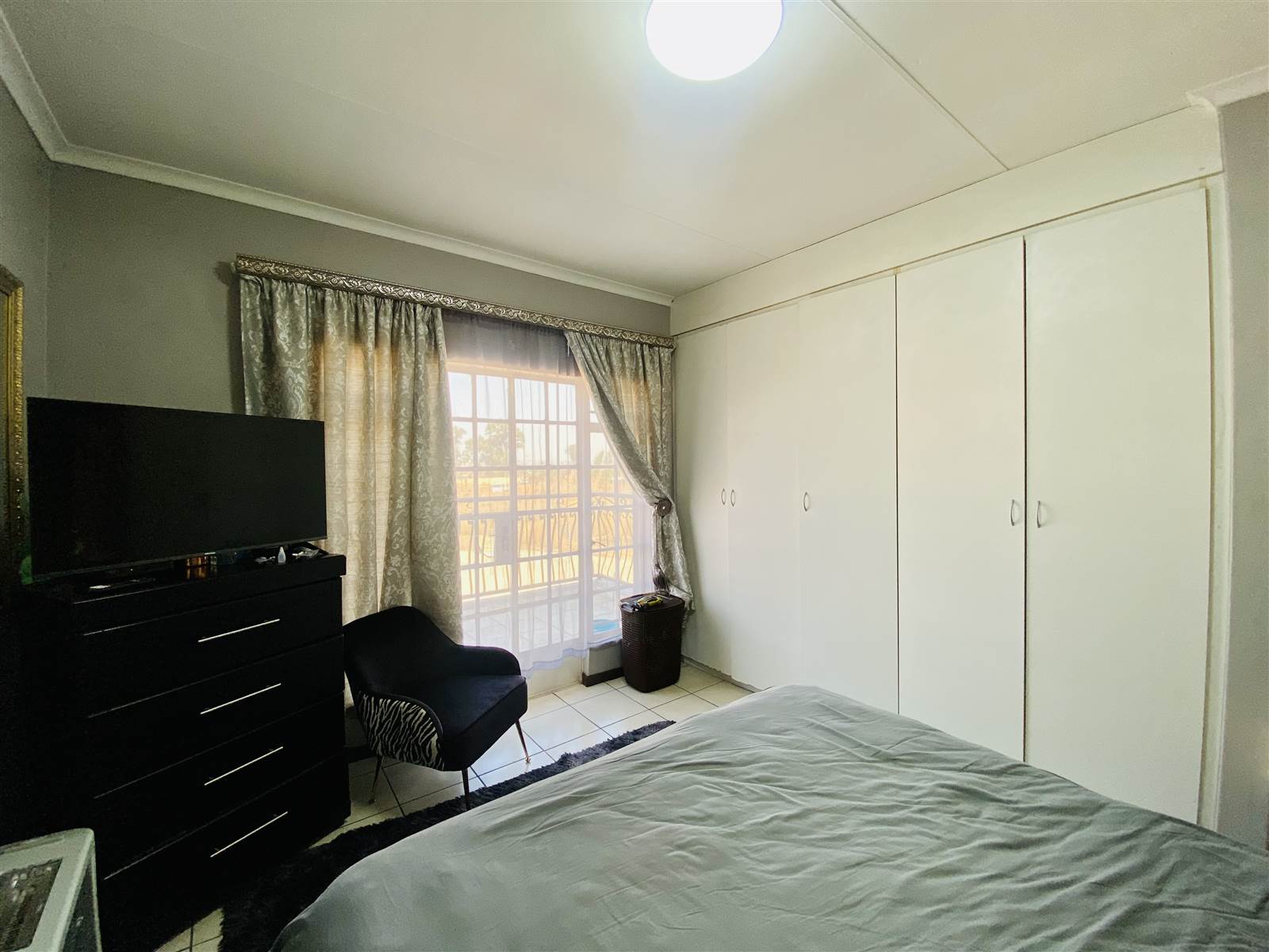 2 Bed Apartment in Brakpan North photo number 15