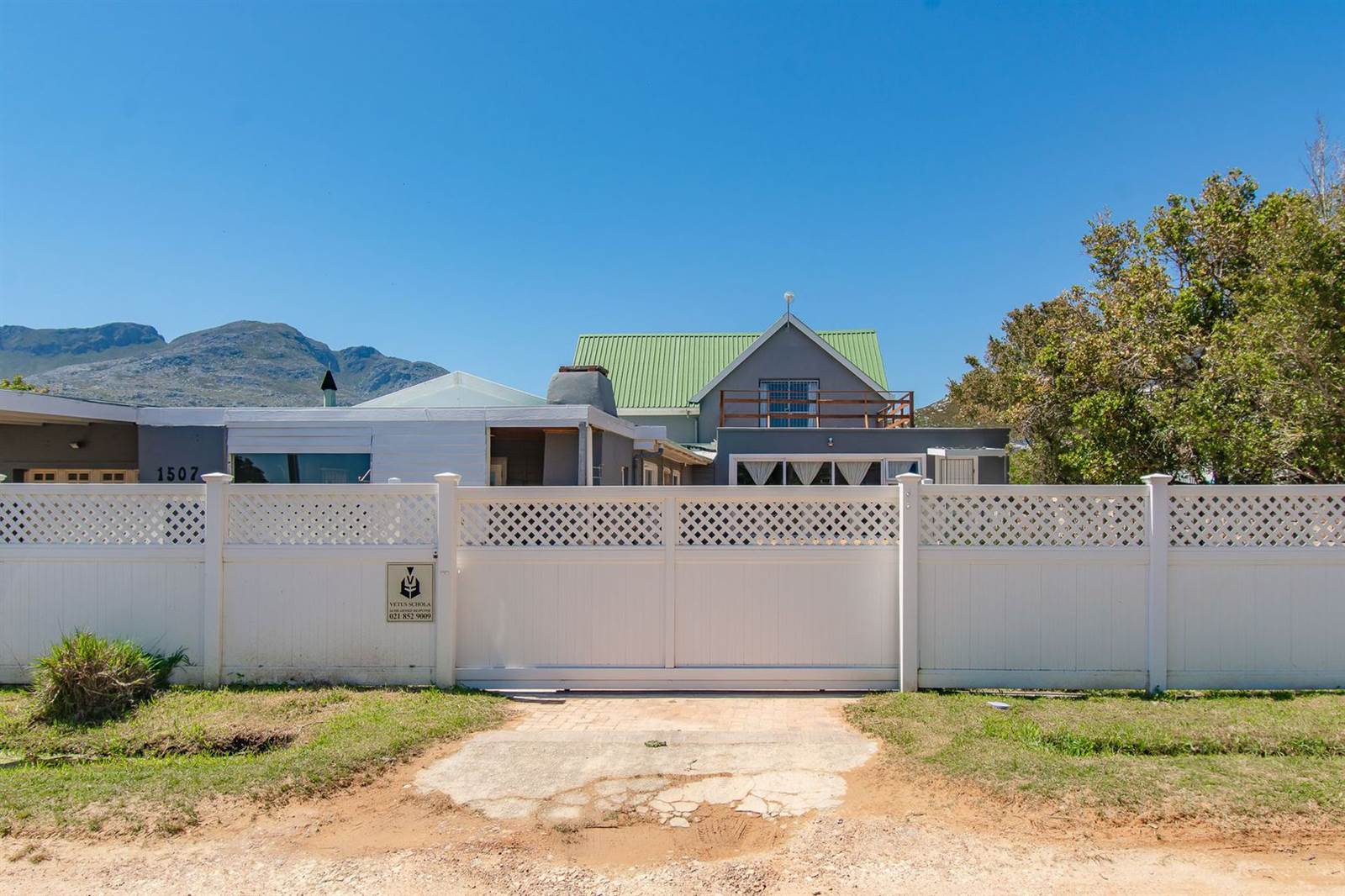 5 Bed House in Pringle Bay photo number 29