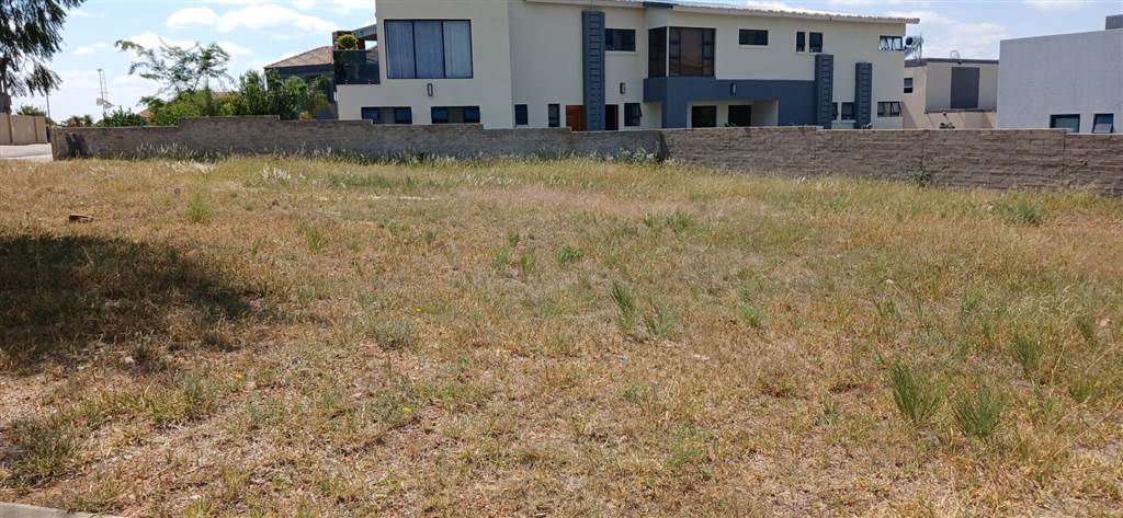 619 m² Land available in Bendor photo number 11