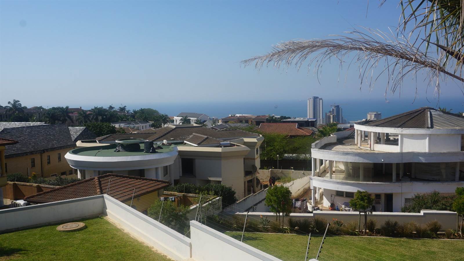 5 Bed House in Umhlanga Rocks photo number 4