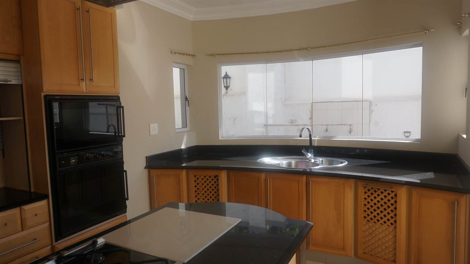 5 Bed House in Umhlanga Rocks photo number 29
