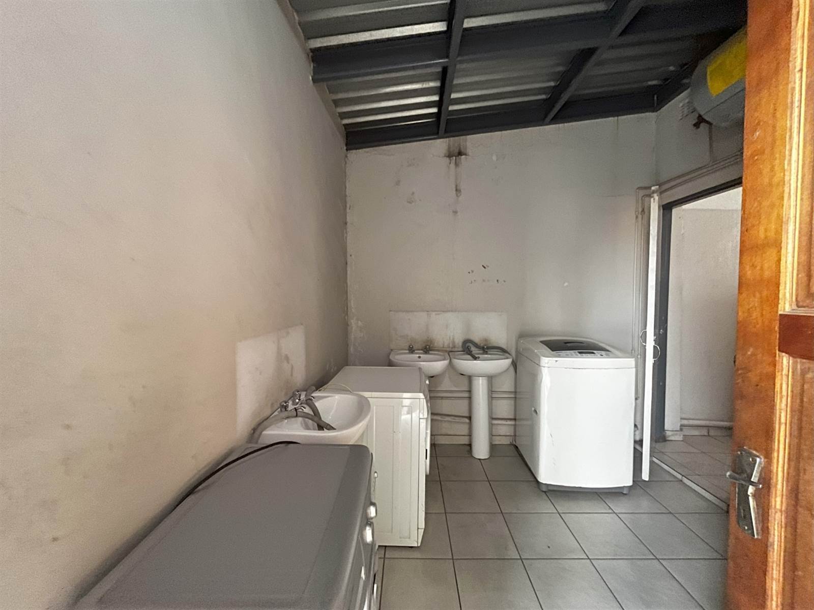 2555  m² Commercial space in Braamfontein photo number 16