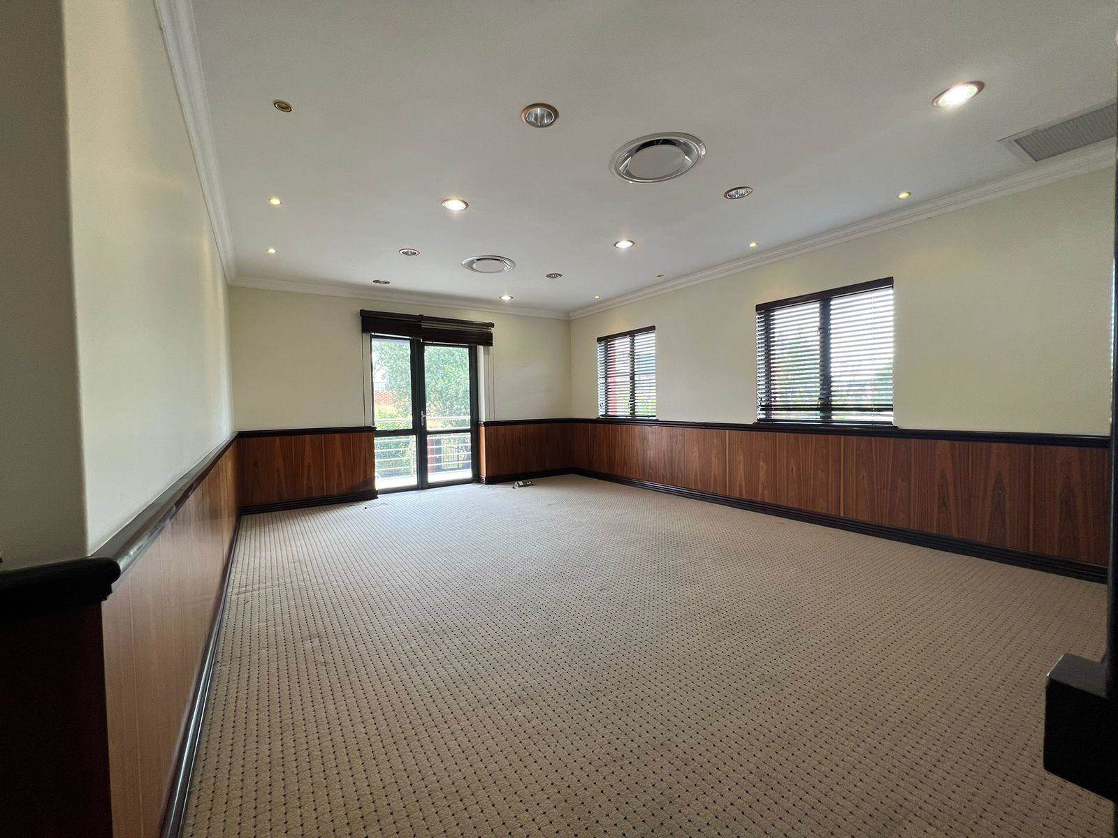 426  m² Commercial space in Ruimsig photo number 14