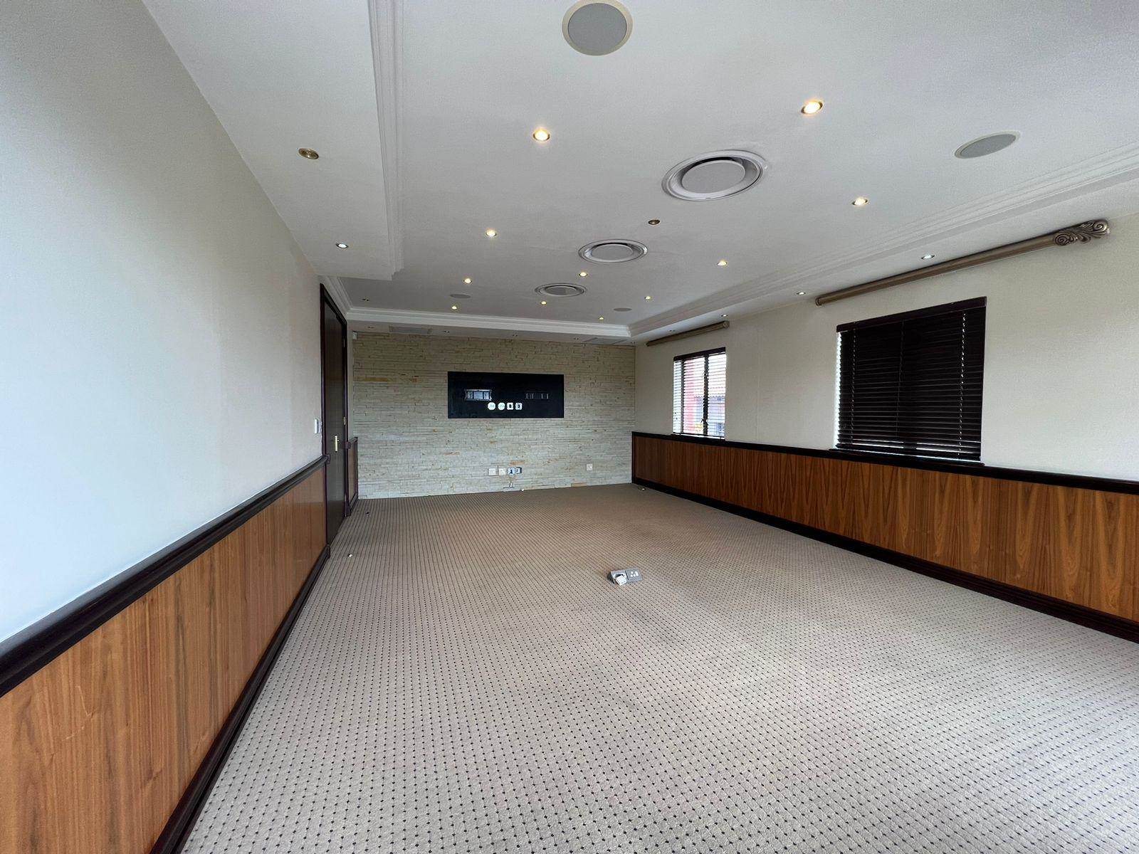 426  m² Commercial space in Ruimsig photo number 20