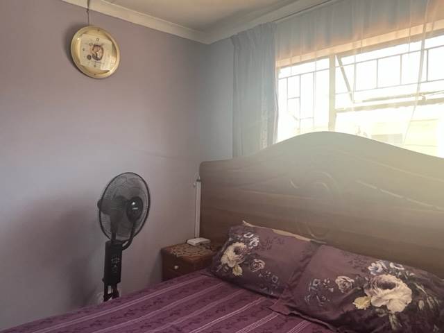 4 Bed House in Lenasia photo number 9
