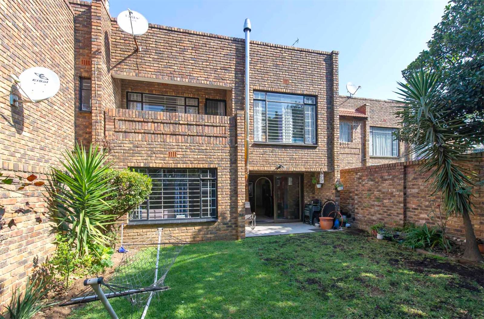 3 Bed Townhouse in Edenvale photo number 2