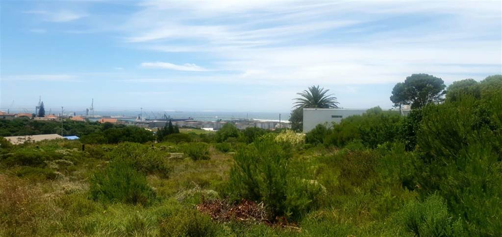 1399 m² Land available in Humewood photo number 17