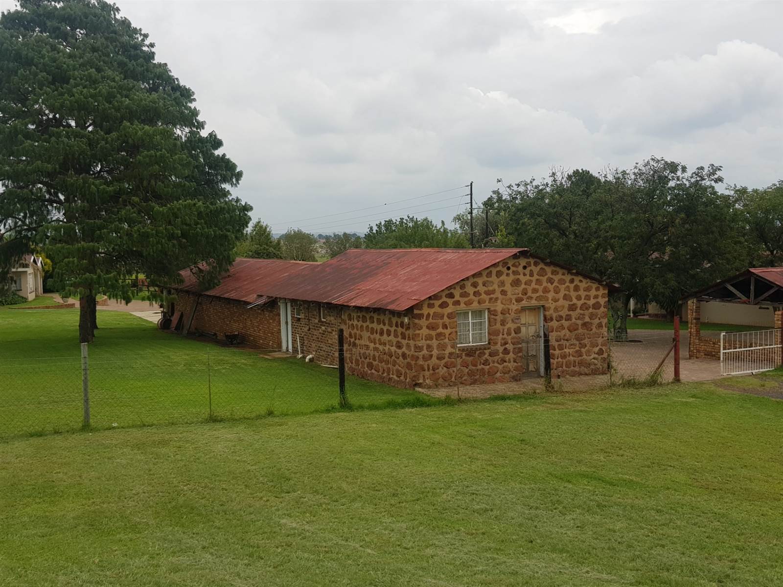 42 ha Land available in Middelburg Central photo number 4