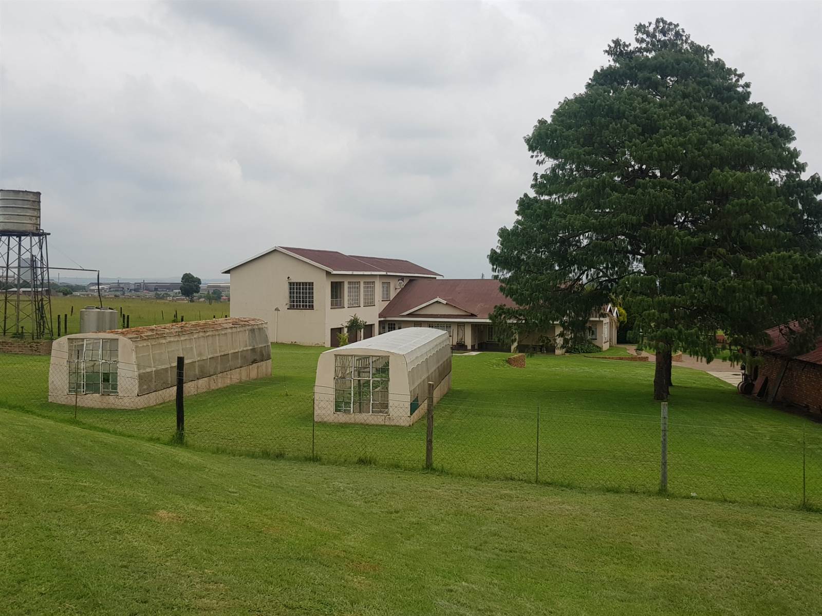 42 ha Land available in Middelburg Central photo number 2