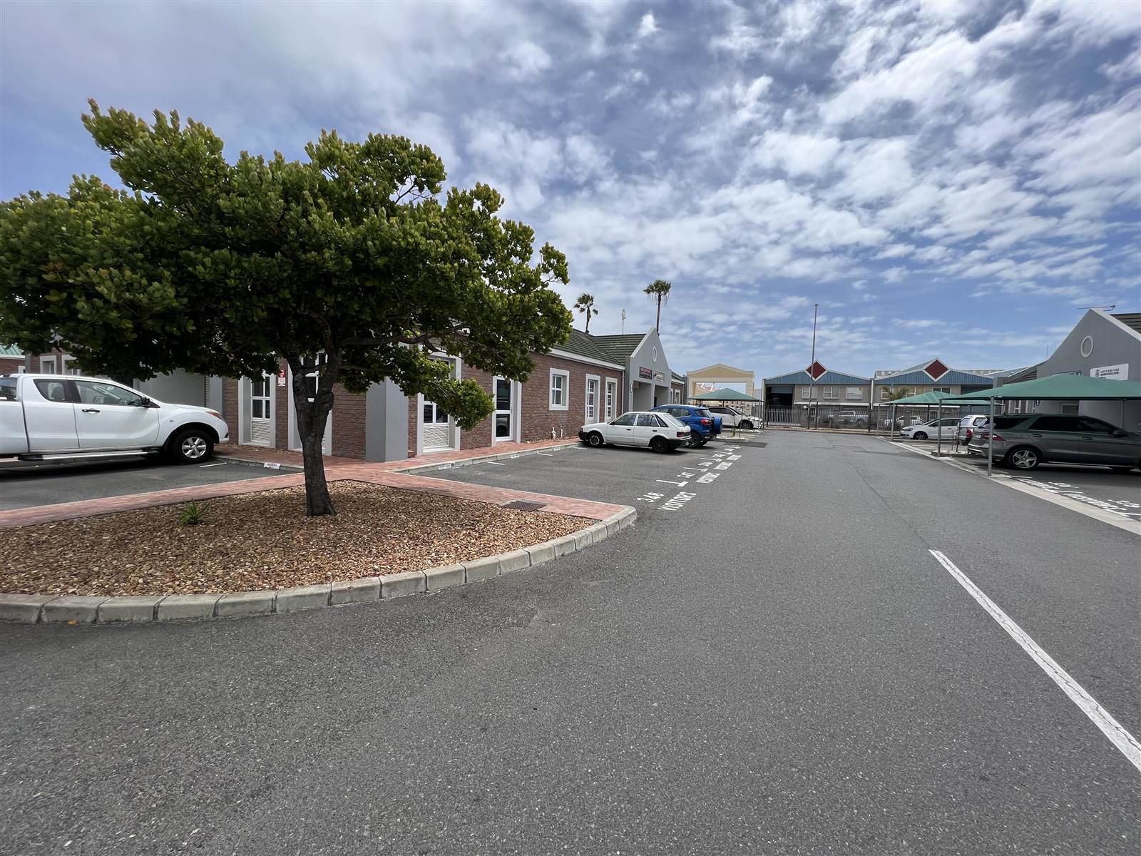 120  m² Commercial space in Milnerton photo number 13