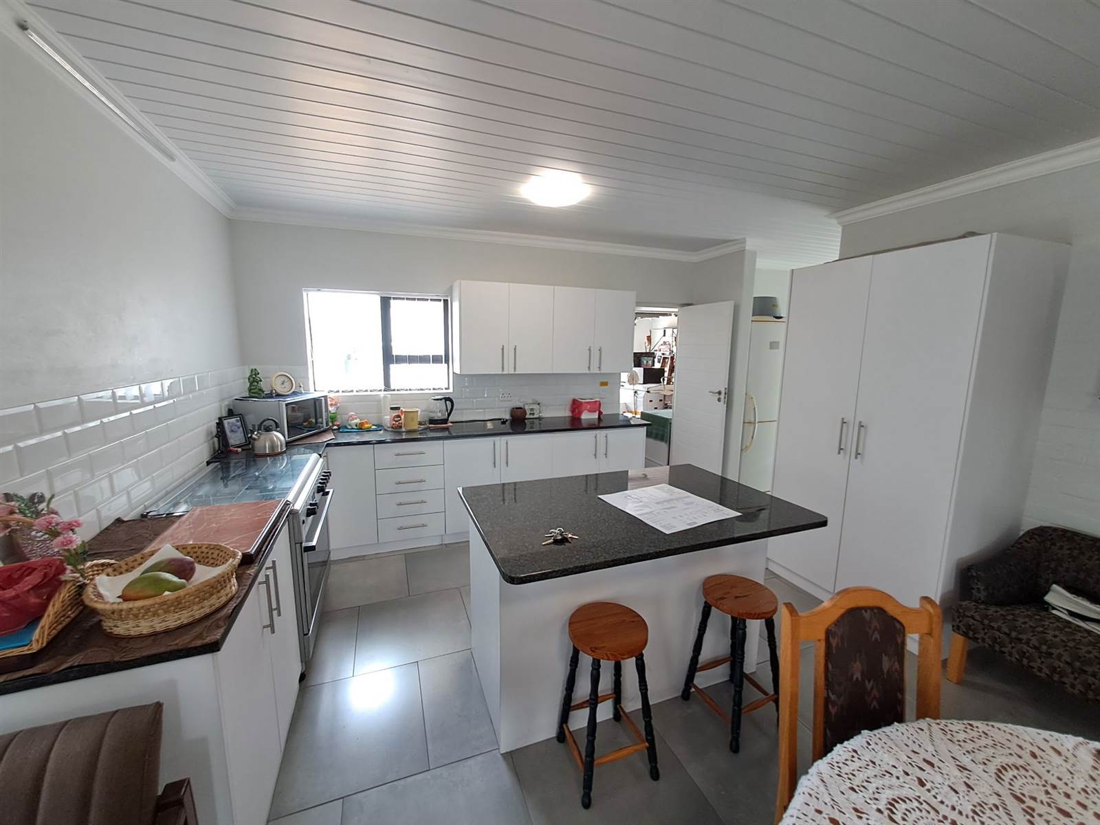 3 Bed House in Stilbaai photo number 6