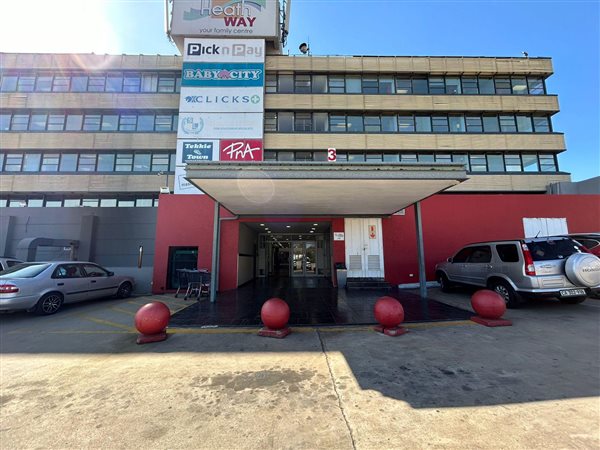 284  m² Commercial space