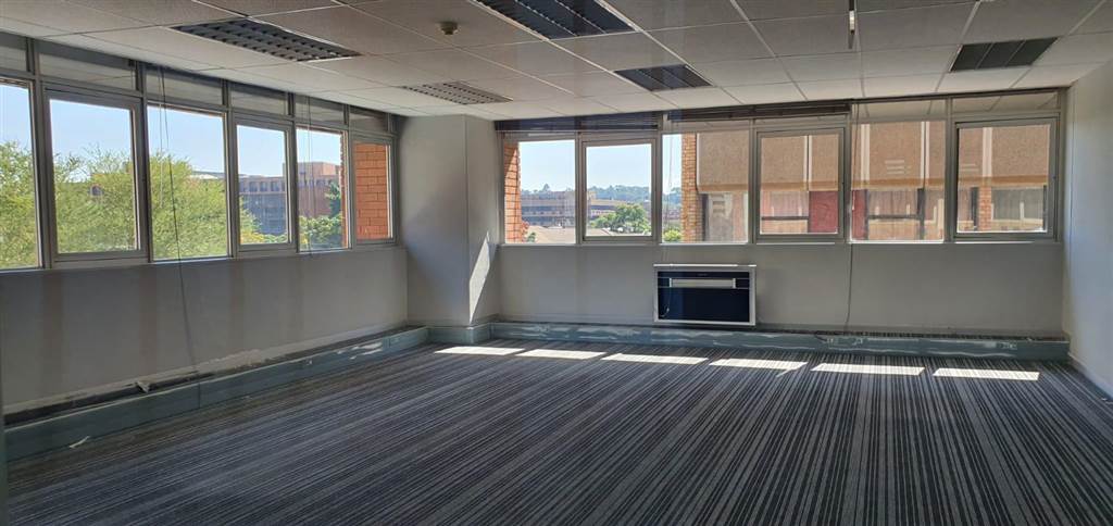 45  m² Commercial space in Hatfield photo number 6