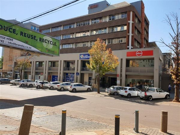 45  m² Commercial space in Hatfield