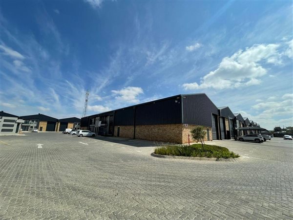 515  m² Industrial space