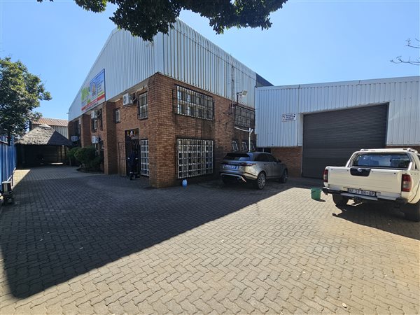 1 288  m² Industrial space