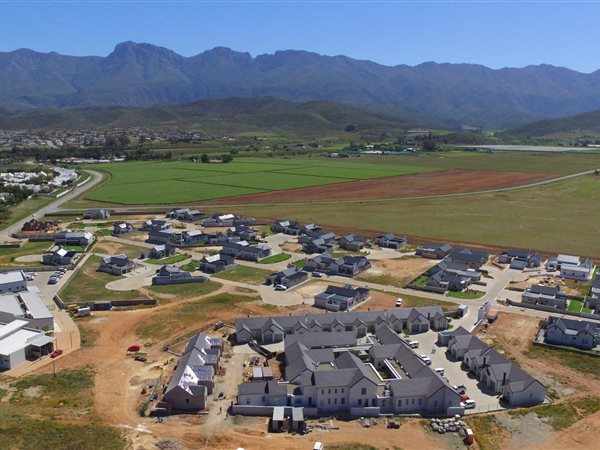 312 m² Land available in Robertson
