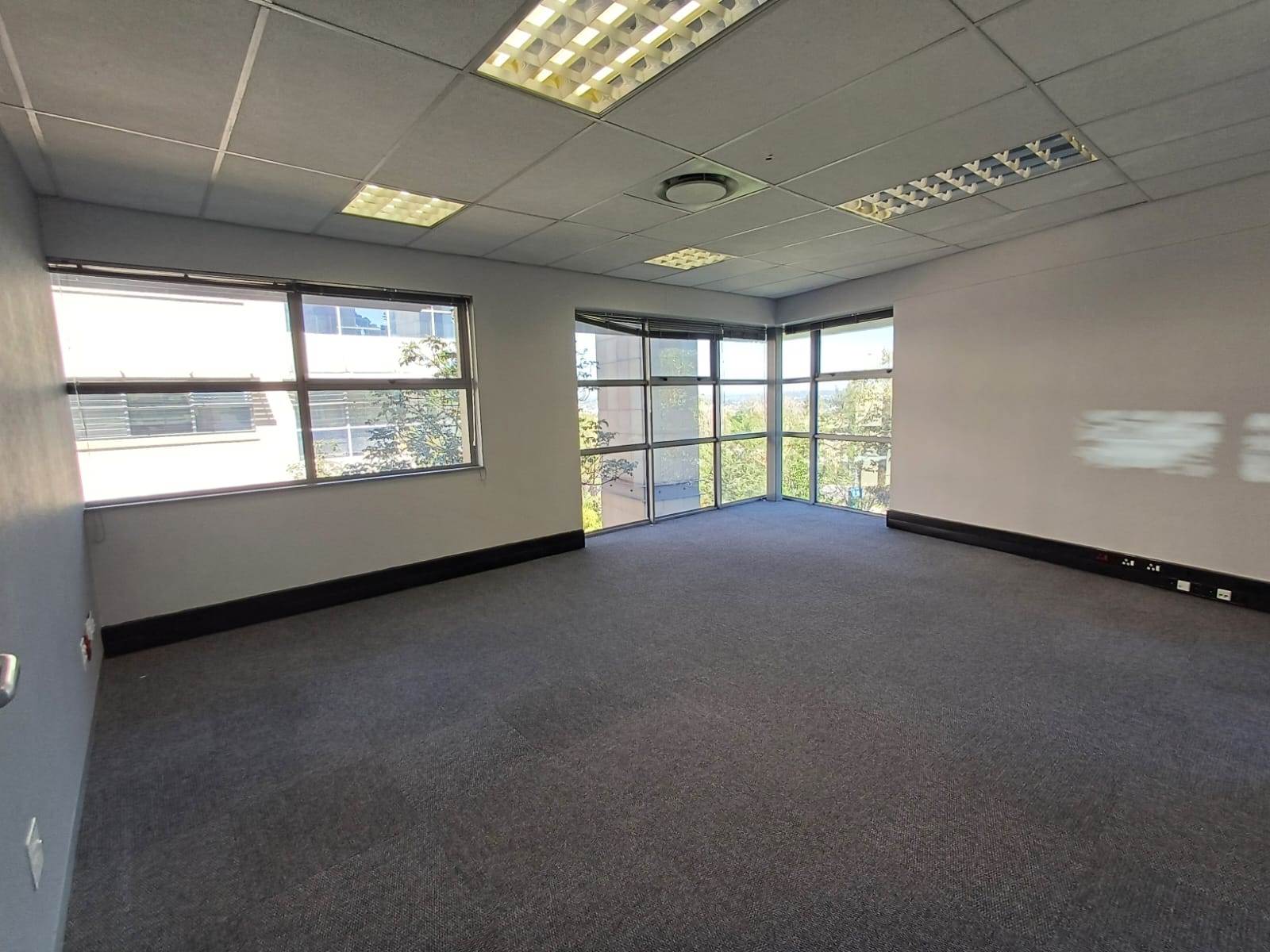 345.5  m² Commercial space in Woodmead photo number 15