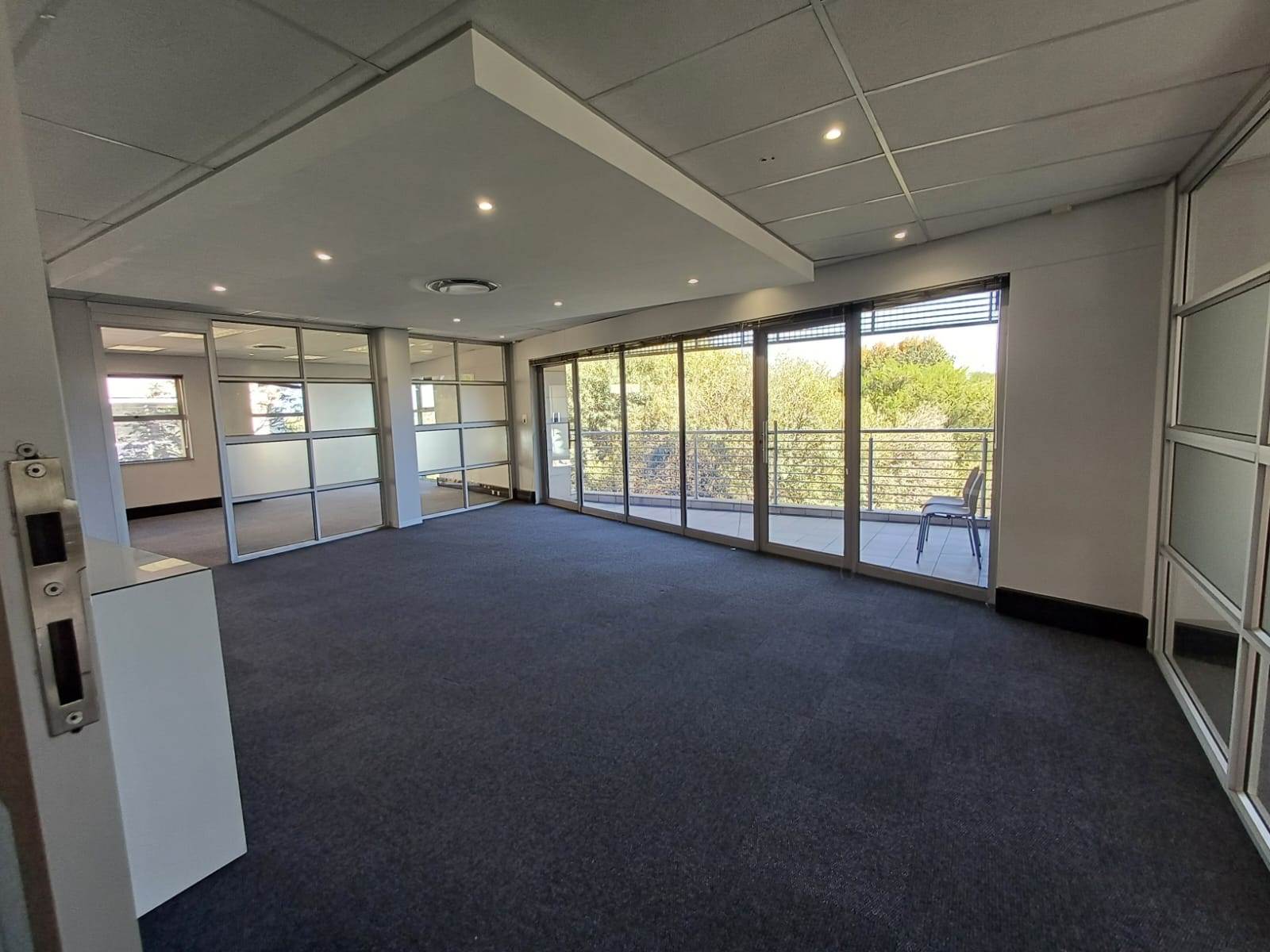 345.5  m² Commercial space in Woodmead photo number 10