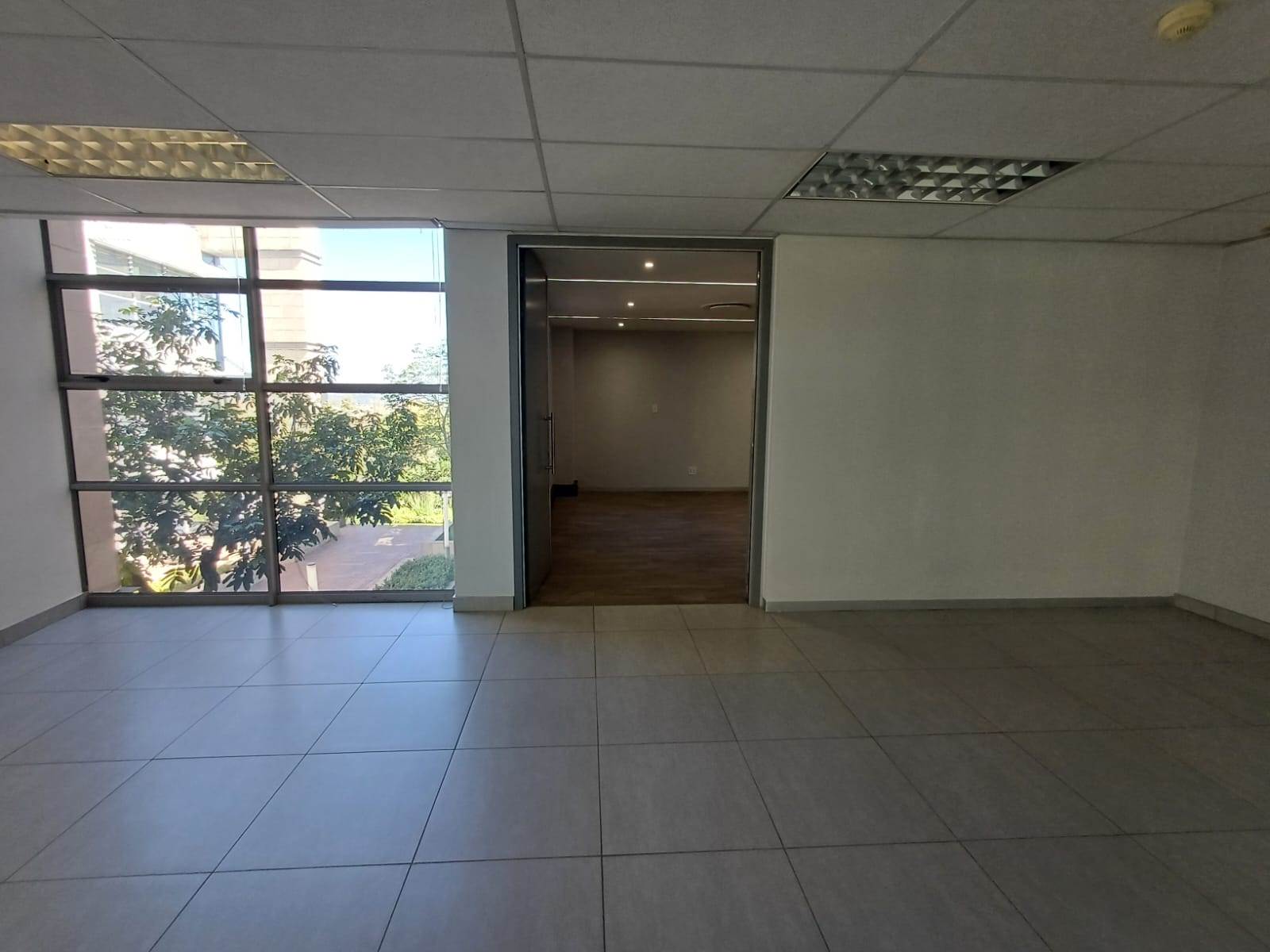 345.5  m² Commercial space in Woodmead photo number 8