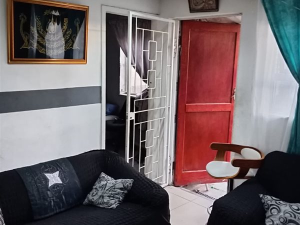 3 Bedroom House 3 Bedroom House