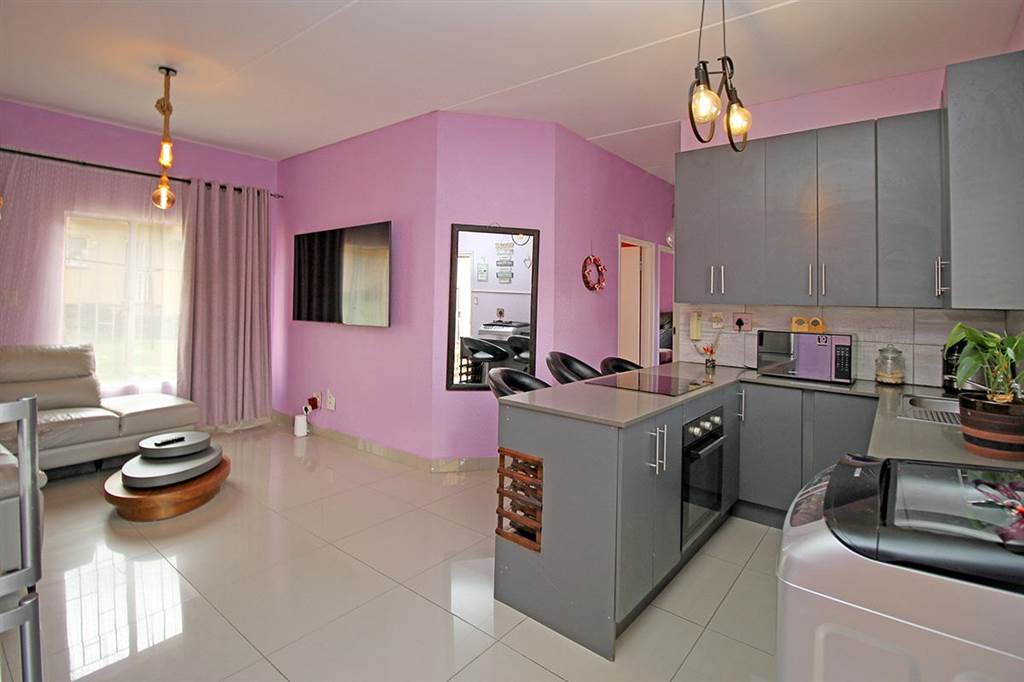 3 Bed Apartment in Princess AH photo number 2