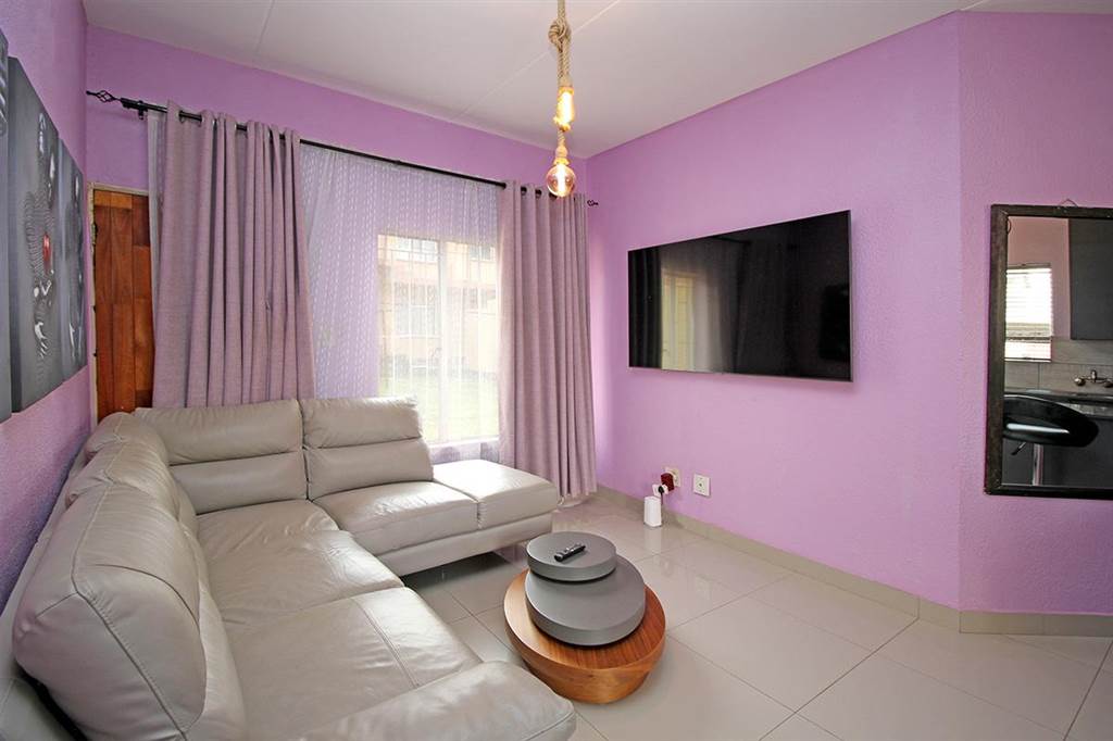 3 Bed Apartment in Princess AH photo number 7
