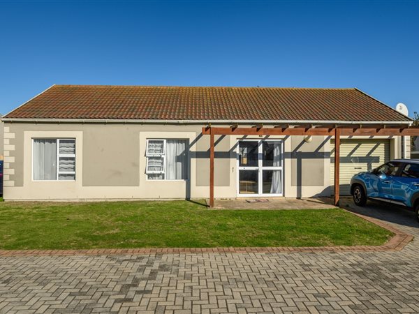 3 Bedroom House 3 Bedroom House