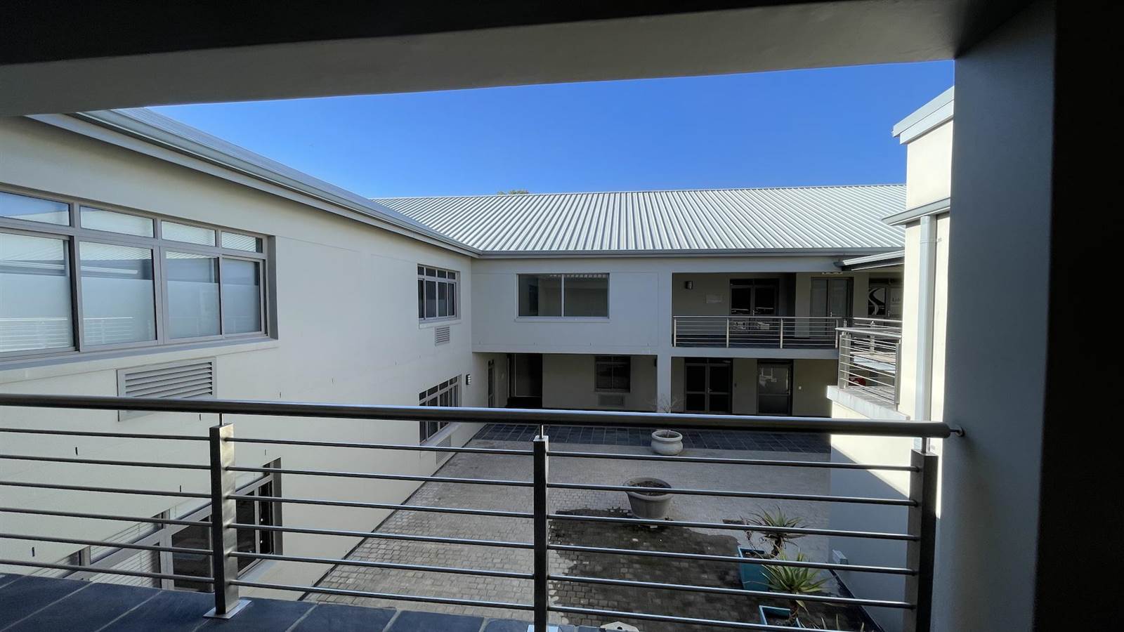75  m² Commercial space in Durbanville Central photo number 12