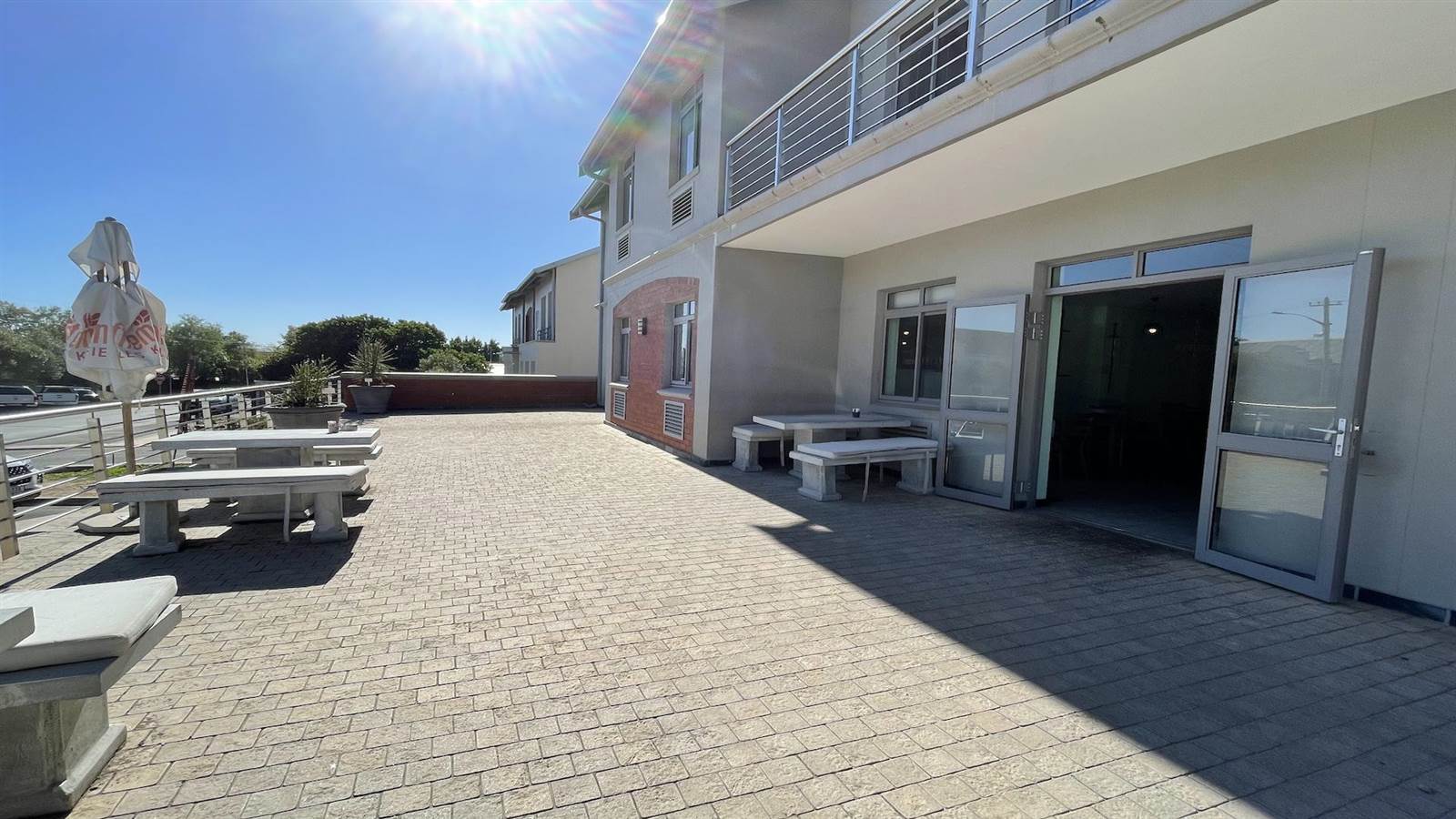 75  m² Commercial space in Durbanville Central photo number 15